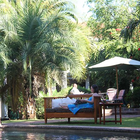 Bronte Hotel Harare Zewnętrze zdjęcie