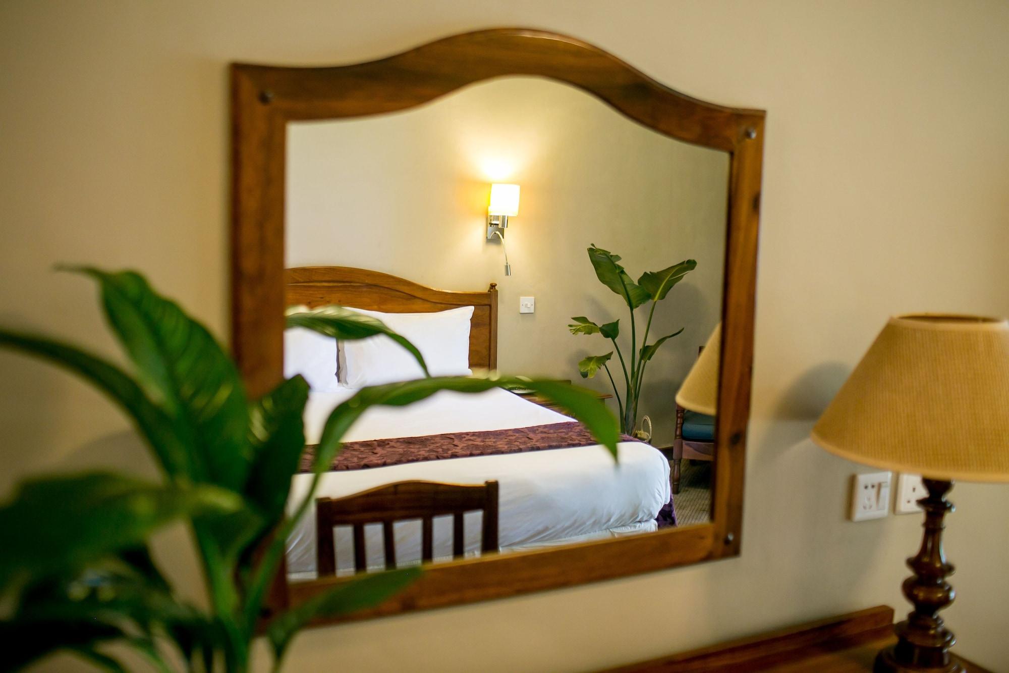 Bronte Hotel Harare Zewnętrze zdjęcie