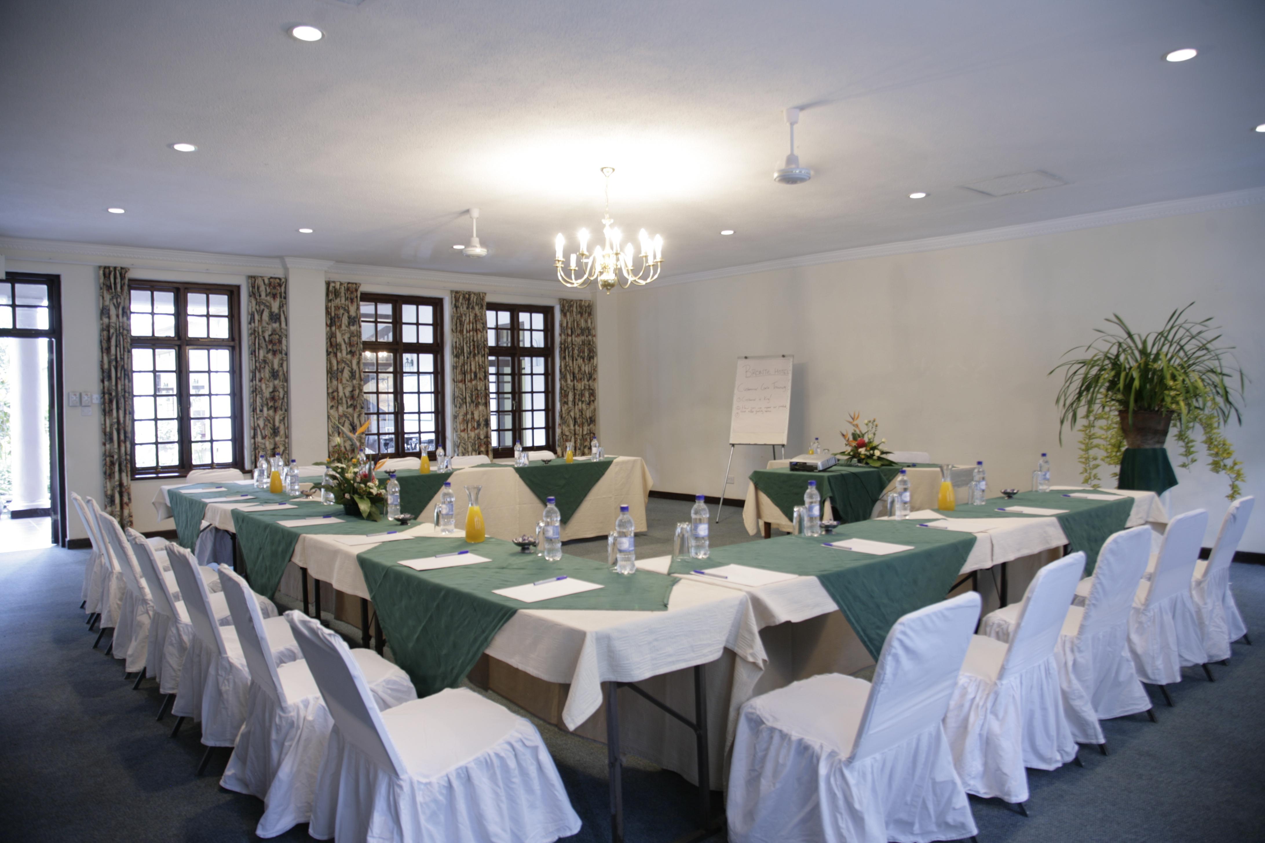 Bronte Hotel Harare Zewnętrze zdjęcie