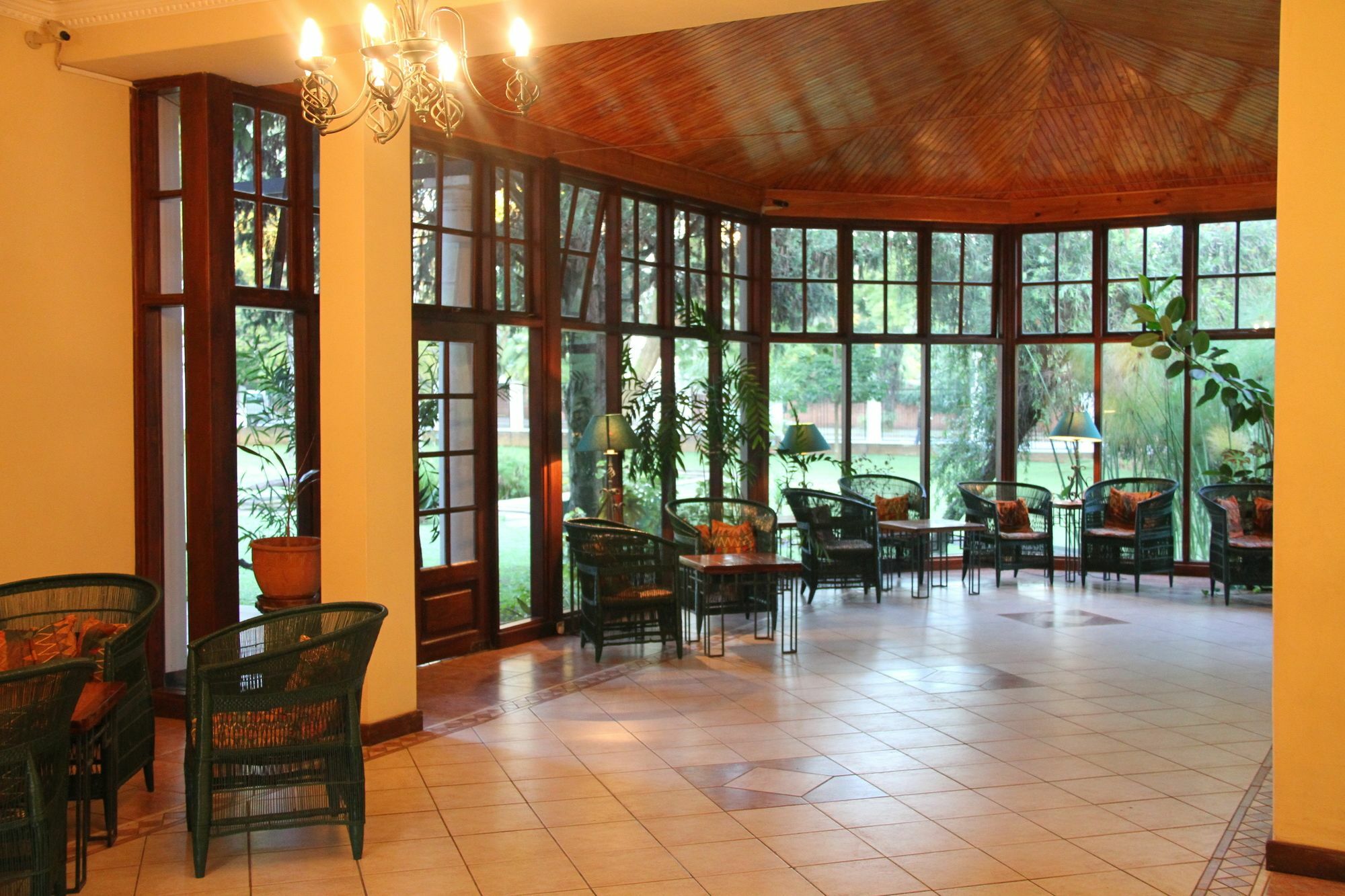 Bronte Hotel Harare Zewnętrze zdjęcie